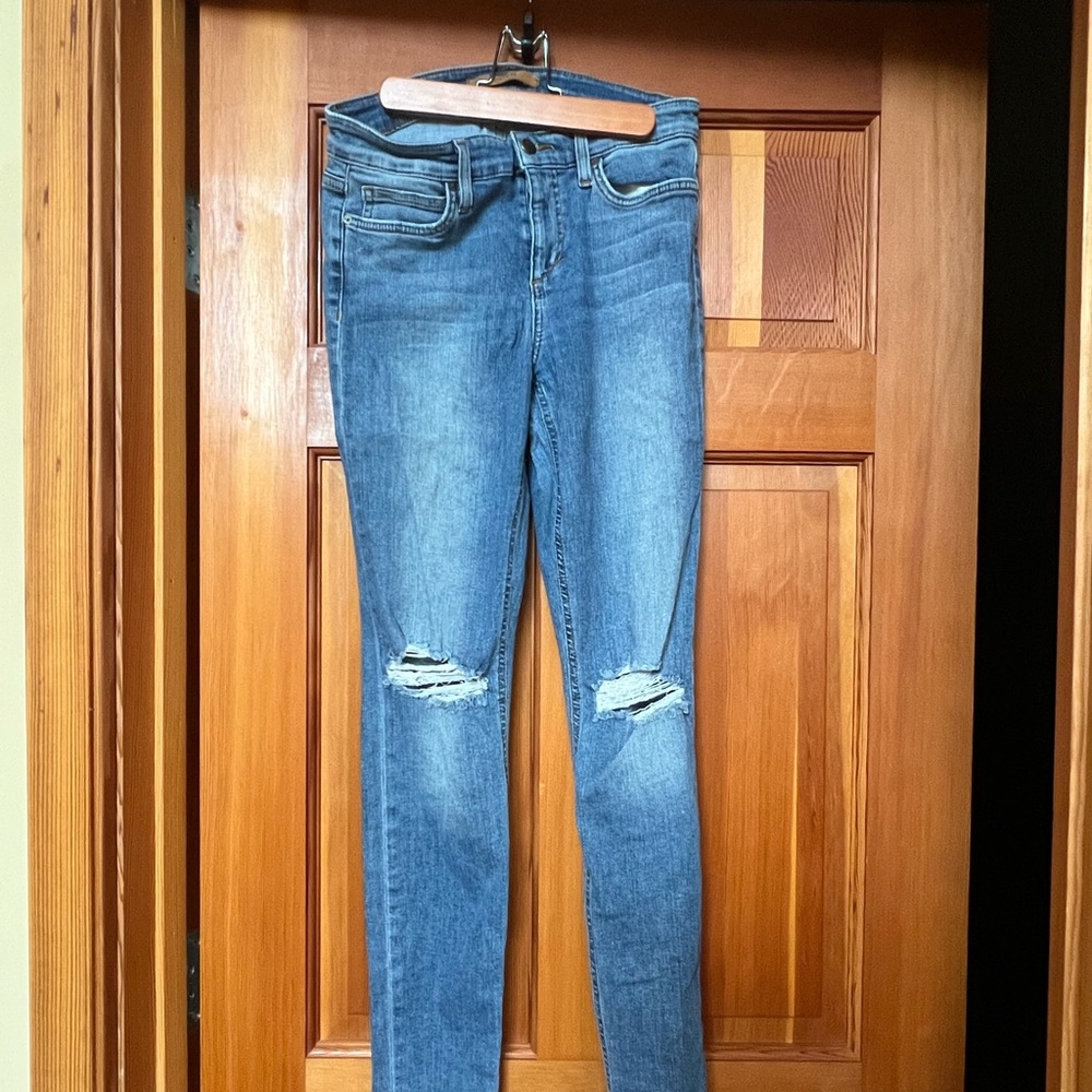 Joes Mid Rise Skinny Jean